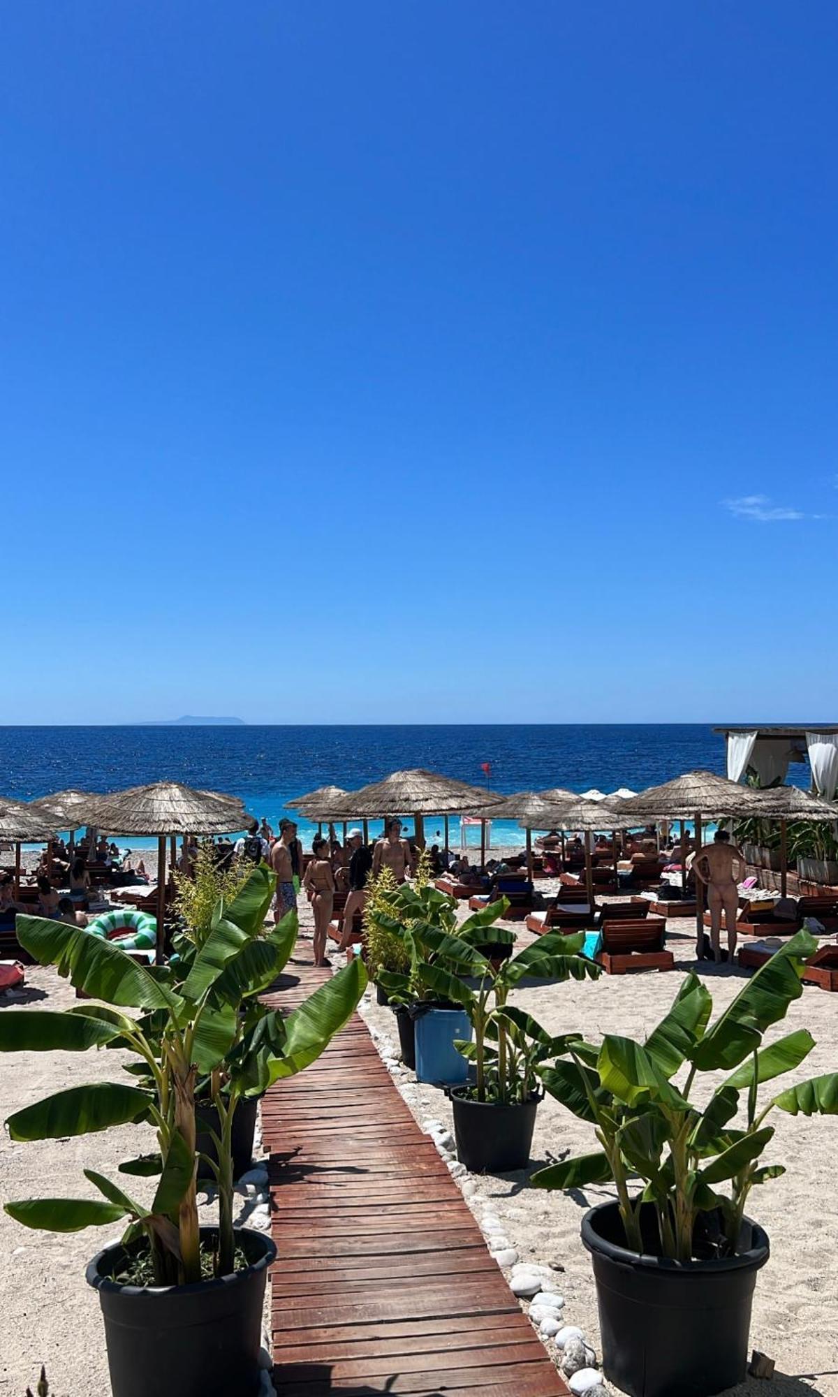 Hotel Jon ديرمي المظهر الخارجي الصورة