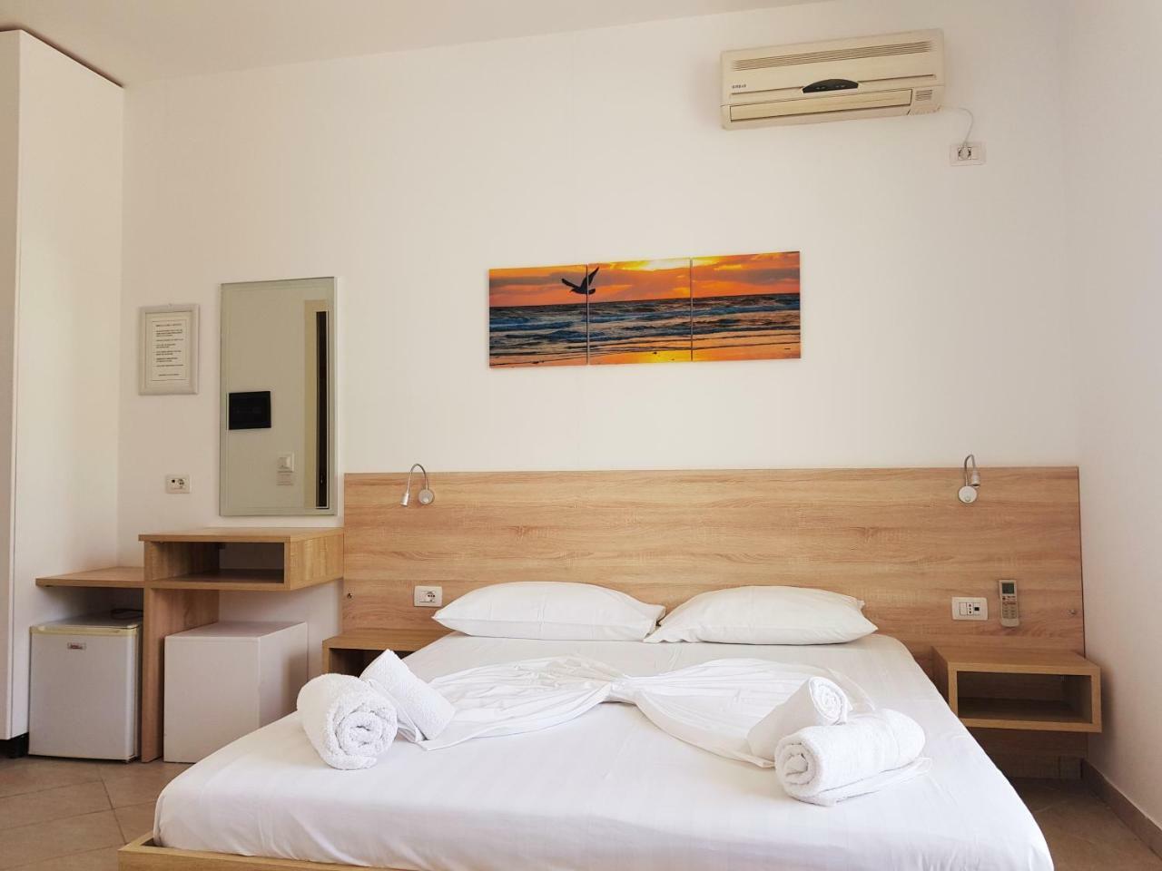Hotel Jon ديرمي المظهر الخارجي الصورة
