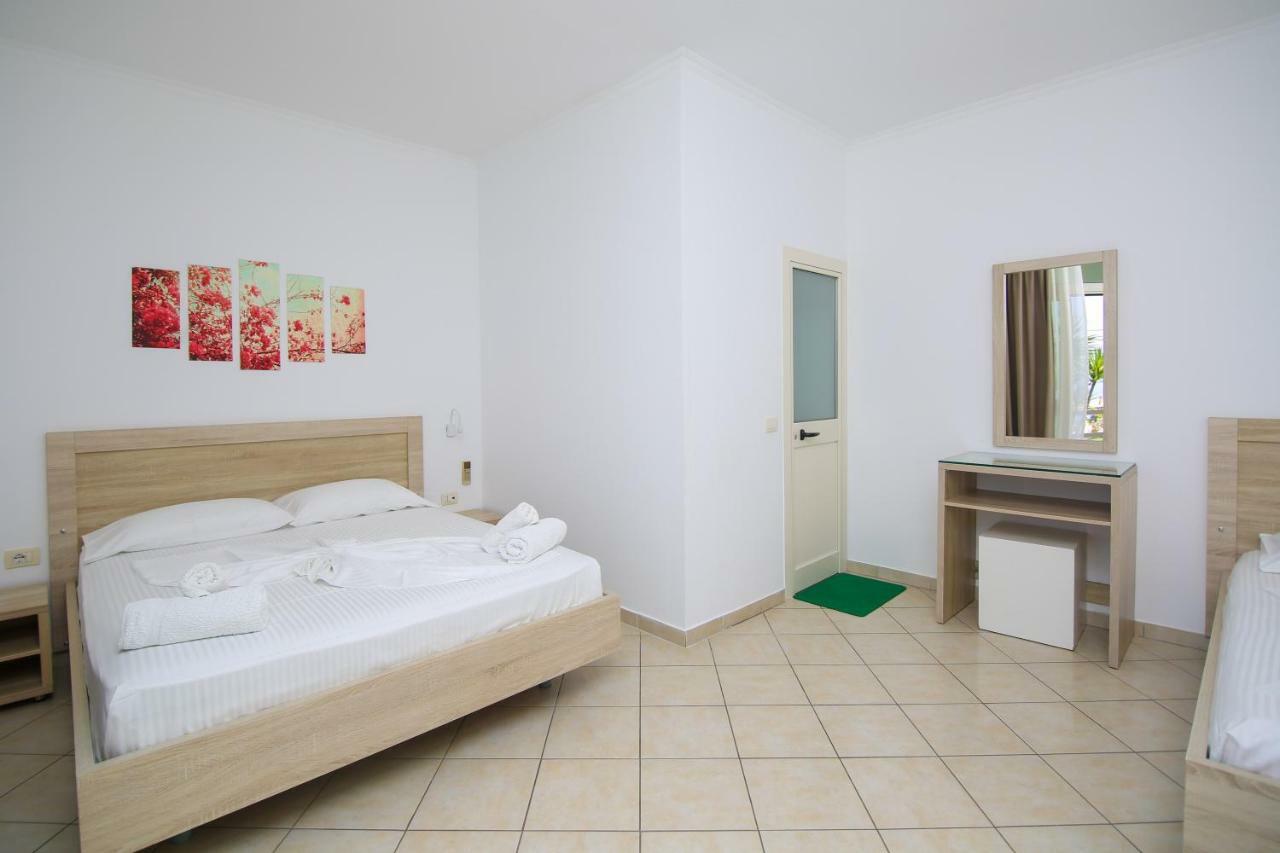 Hotel Jon ديرمي المظهر الخارجي الصورة