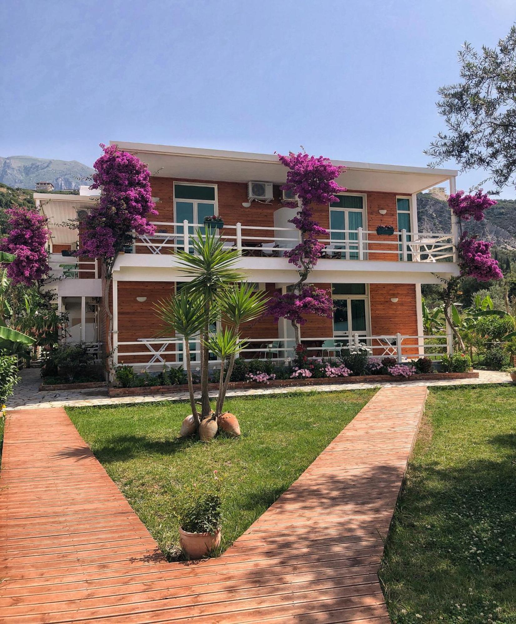 Hotel Jon ديرمي المظهر الخارجي الصورة
